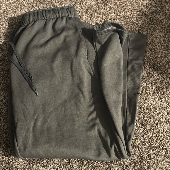 Nike womens Joggers - Picture 1 of 3